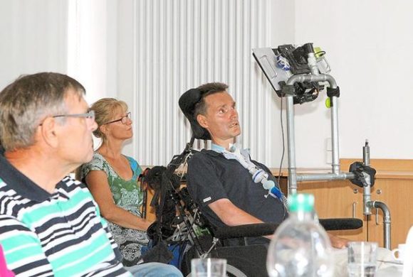 ALS-Betroffener schildert seine Krankheit ALS-Betroffener schildert seine Krankheit