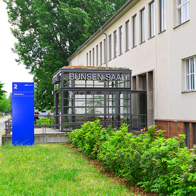 WISTA Event Center in Berlin-Adlershof: Eingang Bunsen-Saal, Volmerstraße 2