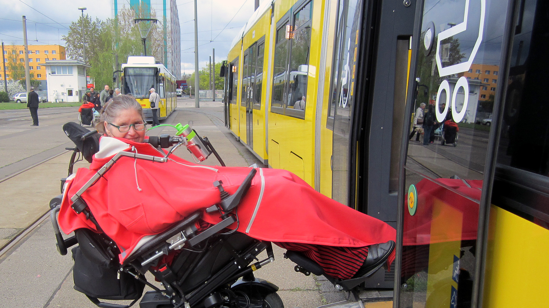 Dr. Ute Oddoy selbstständig und mobil im Nahverkehr (BVG) in Berlin